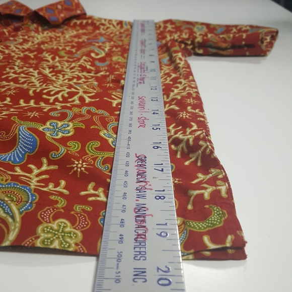 Batik Keris Red And Gold Sz Kids XL - Picture 5 of 5